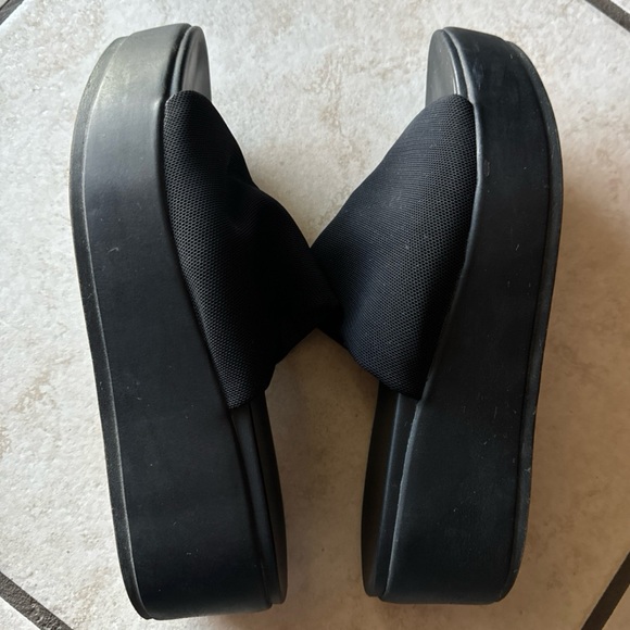 MADDEN GIRL Shelbie Platform Stretch Wedge Sandals - Picture 5 of 5